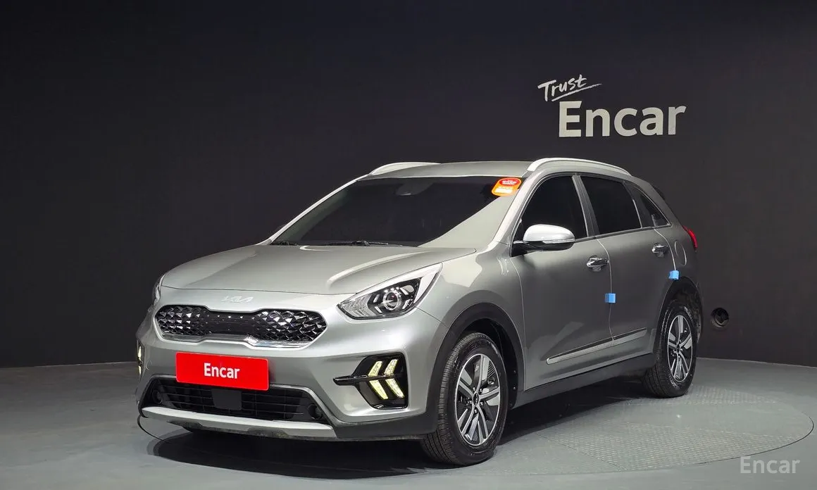 Фото 1 - Kia Niro