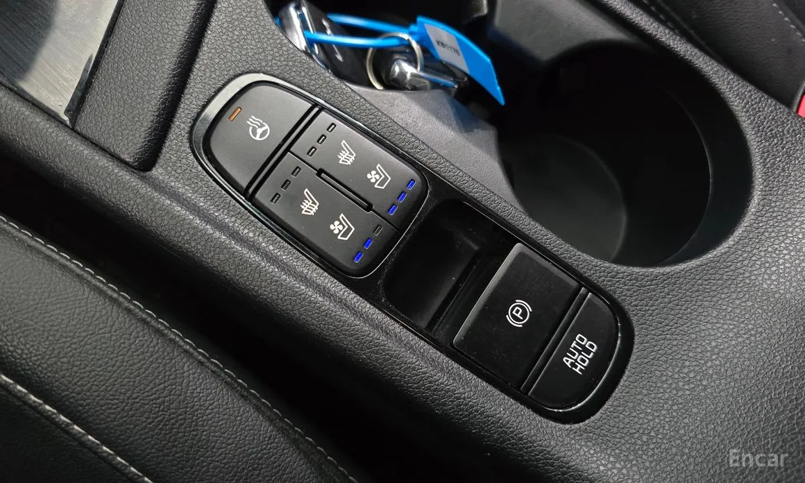 Фото 16 - Kia Niro