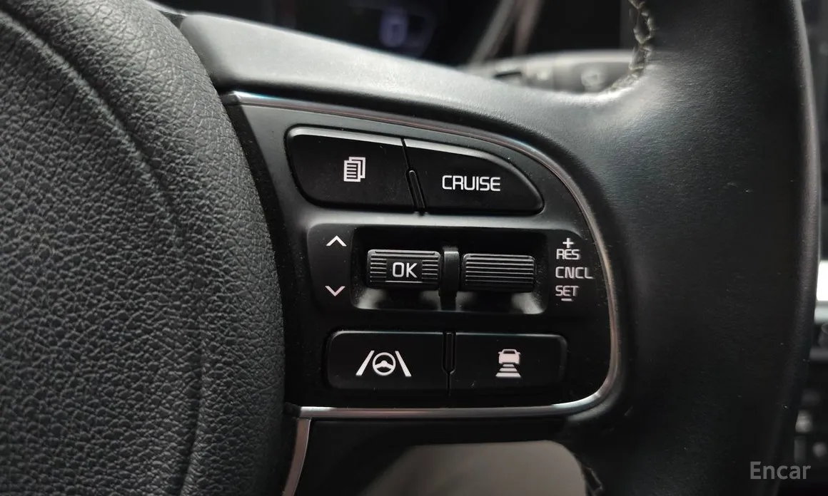 Фото 17 - Kia Niro