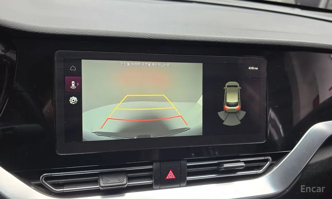 Фото 18 - Kia Niro