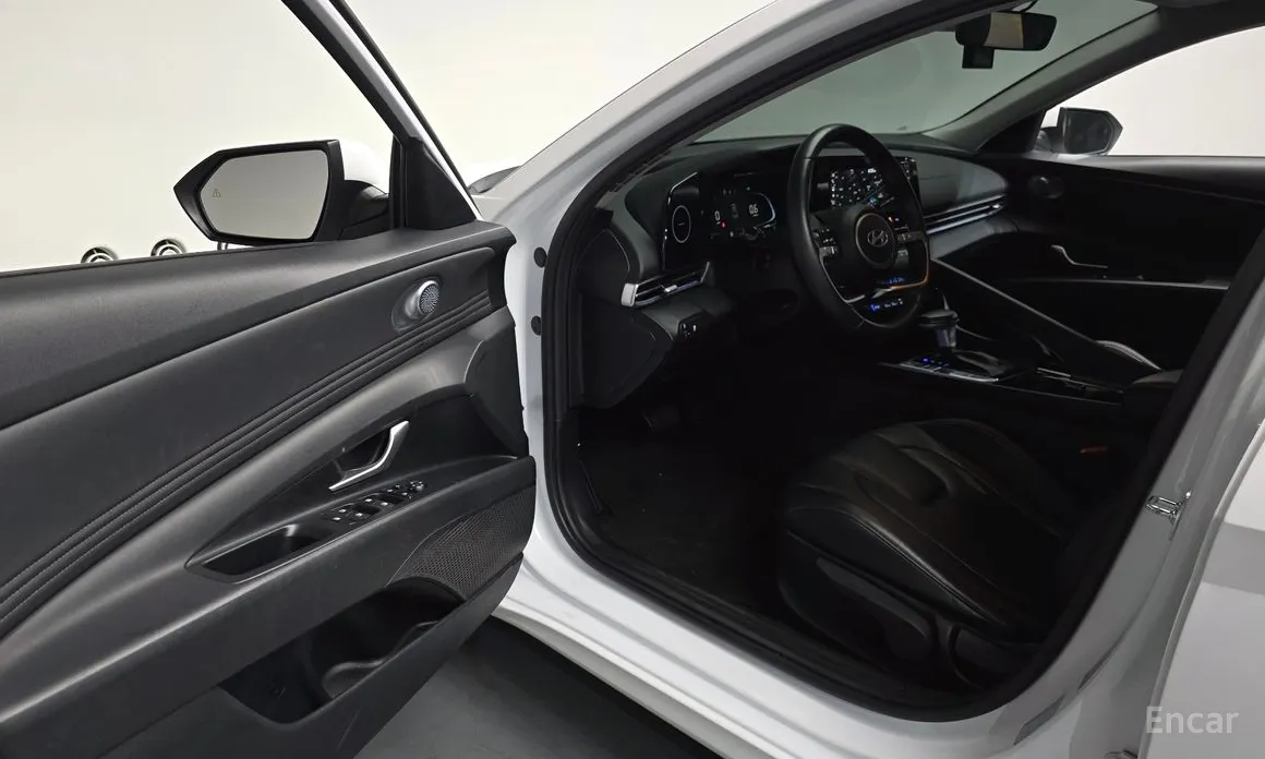 Hyundai Avante 2023 1.6