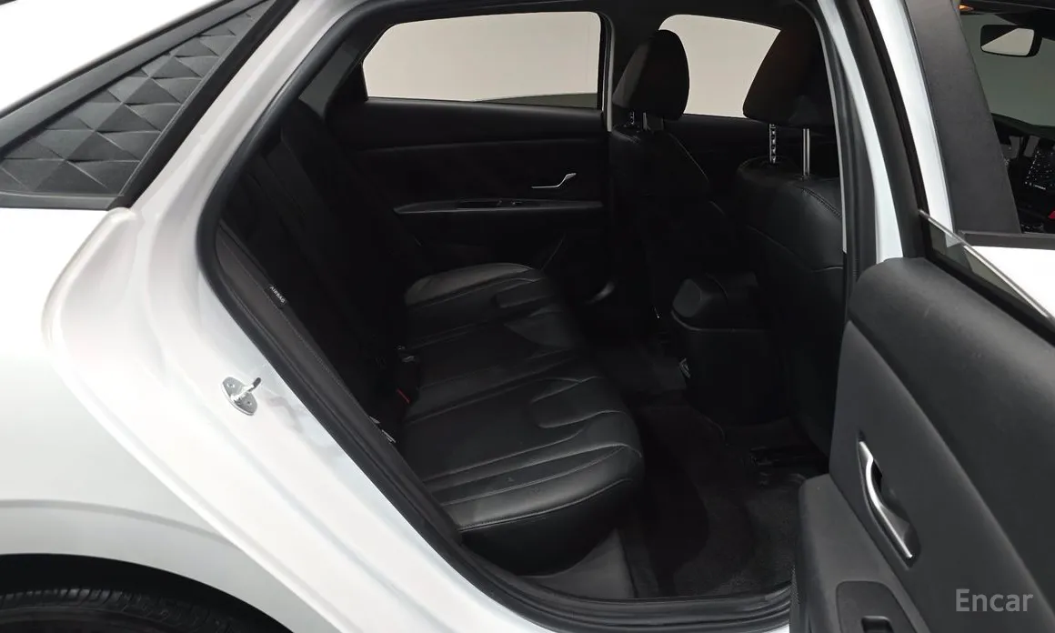 Hyundai Avante 2023 1.6