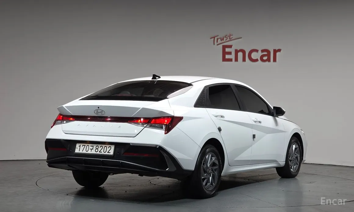 Hyundai Avante 2023 1.6