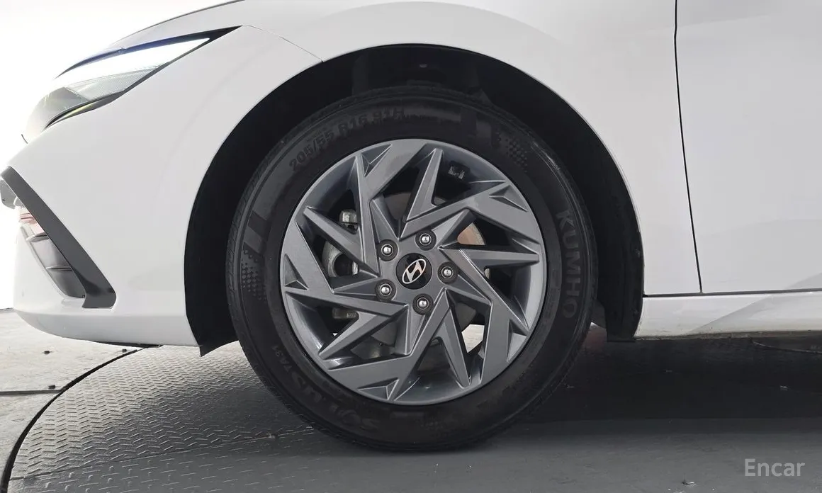 Hyundai Avante 2023 1.6