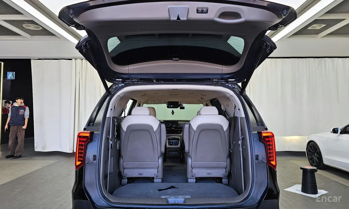 Фото 20 - Kia Carnival