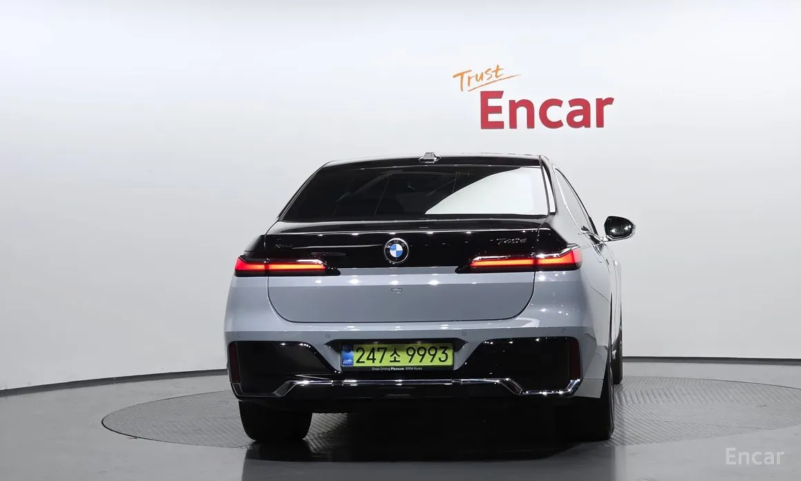 BMW 7 Series 2022 740d xDrive M Sport