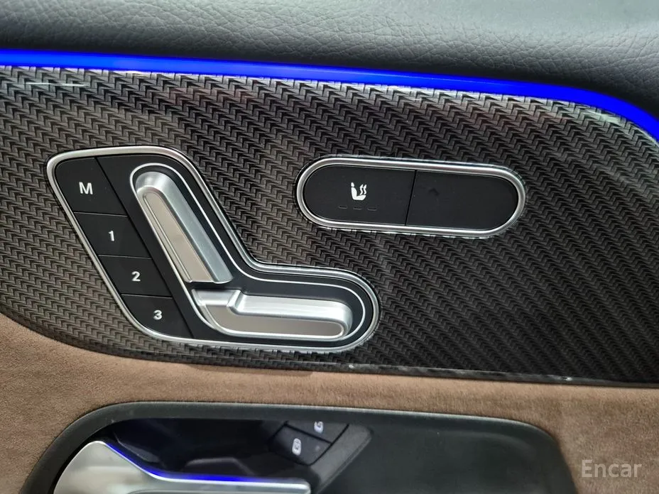 Mercedes-Benz GLB-Class 2020 AMG GLB35 4MATIC