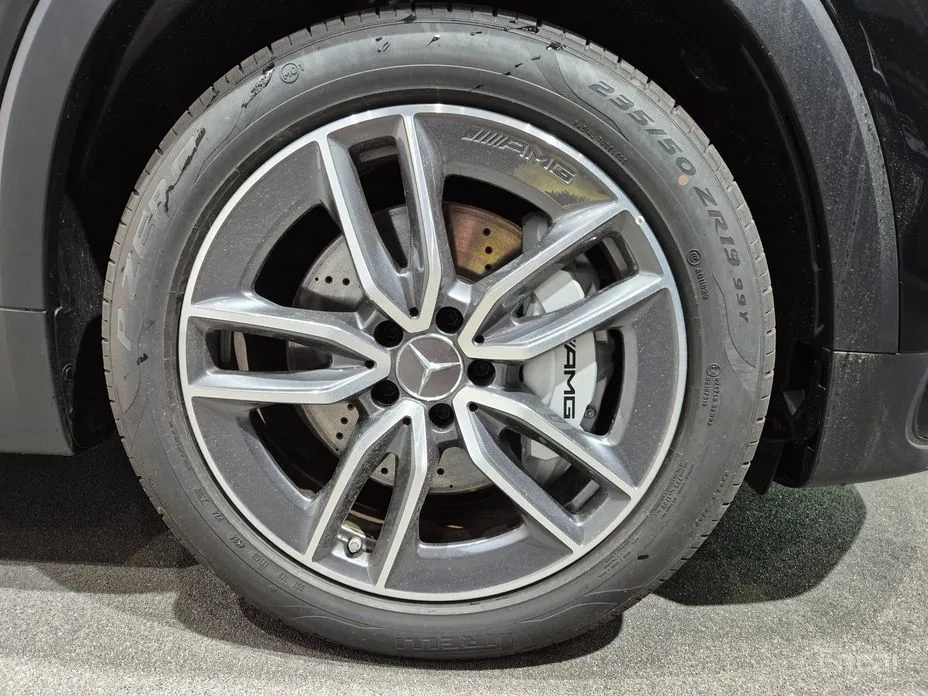 Mercedes-Benz GLB-Class 2020 AMG GLB35 4MATIC
