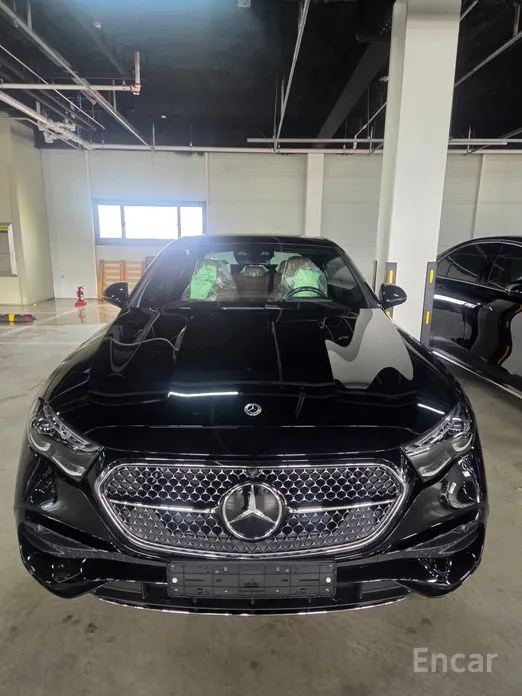 Mercedes-Benz E-Class 2024 E300 4MATIC AMG Line