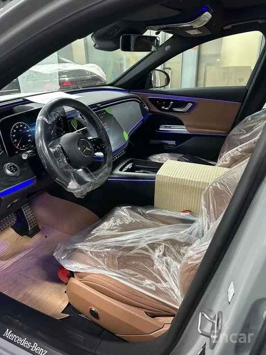 Mercedes-Benz E-Class 2024 E300 4MATIC AMG Line