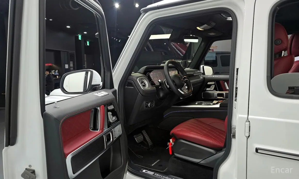 Mercedes-Benz G-Class 2024 G450d Manufaktur
