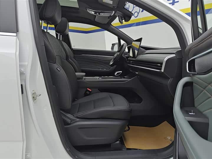 Geely Okavango L 2024 2024款 2.0T DCT豪华型