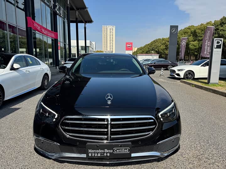 Zdjęcie 2 - Mercedes-Benz E-Class