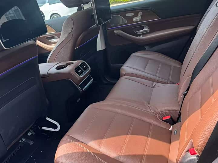Photo 4 - Mercedes-Benz GLS-Class