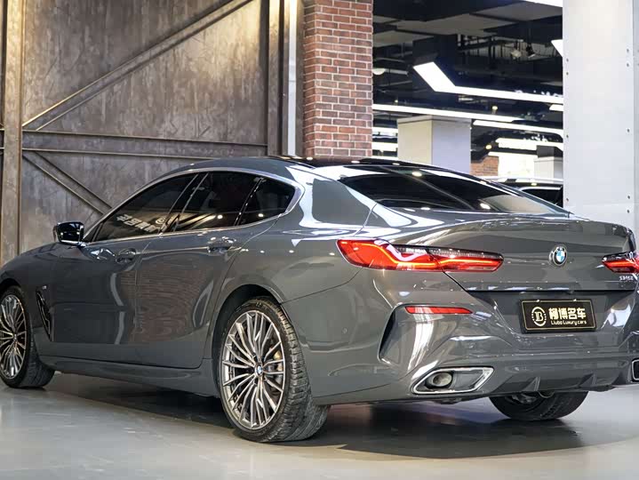 BMW 8 Series 2021 2021款 840i 四门轿跑车 M运动套装