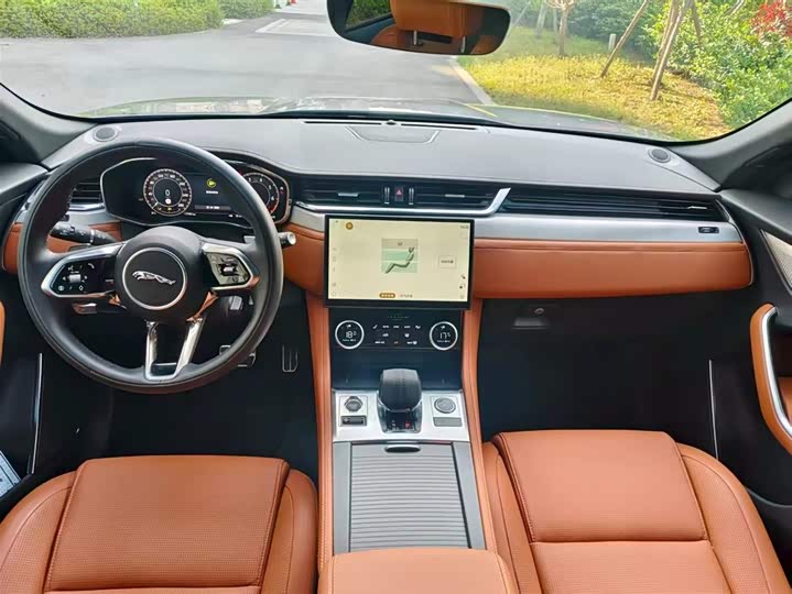 Jaguar F-Pace 2025 2025款 P250 R-Dynamic SE