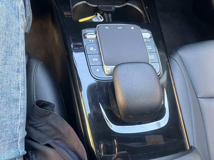 Zdjęcie 9 - Mercedes-Benz A-Class