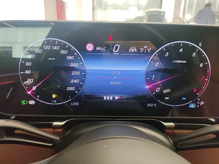 Фото 4 - Mercedes-Benz S-Class