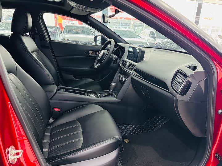 Mazda CX-4 2021 2021款 2.0L 自动两驱蓝天活力版