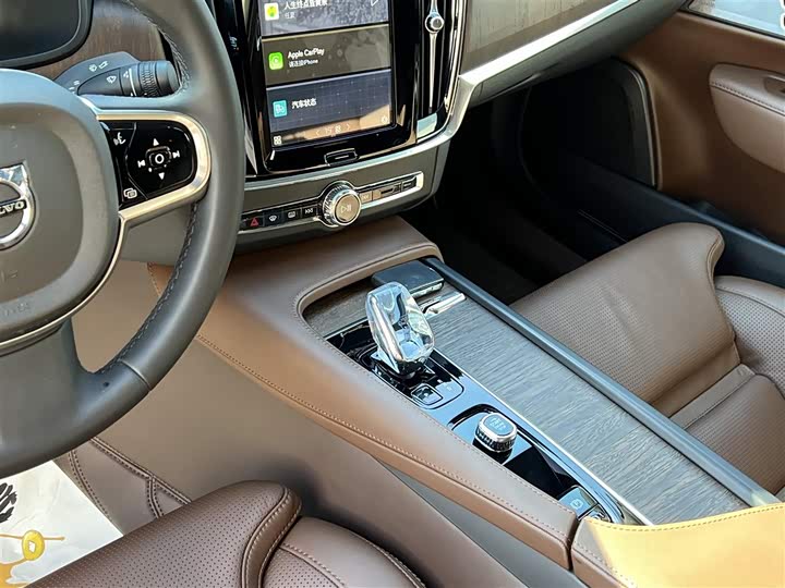 Volvo S90 2025 2025款 B5 智雅豪华版