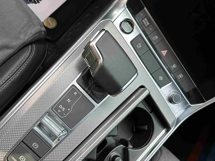 Audi A6L 2021 2021款 40 TFSI 豪华动感型