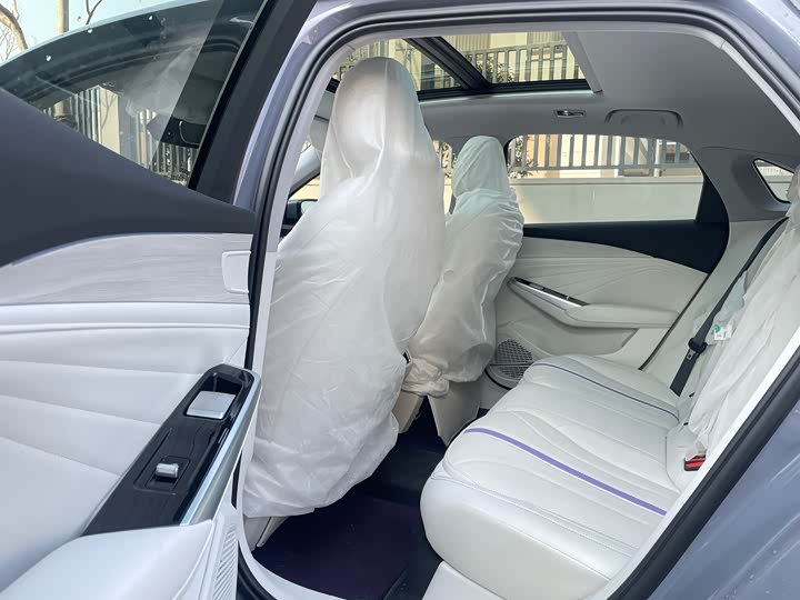 Geely Preface L 2024 2024款 油混 1.5TD 天宫版