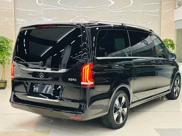 Mercedes-Benz V-Class 2022 2022款 V 260 尊贵版