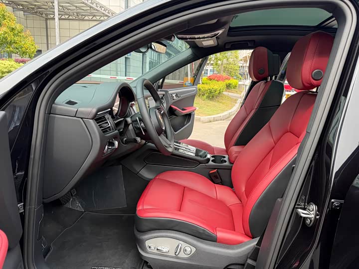 Porsche Macan 2026 2026款 Macan 2.0T 逐梦版
