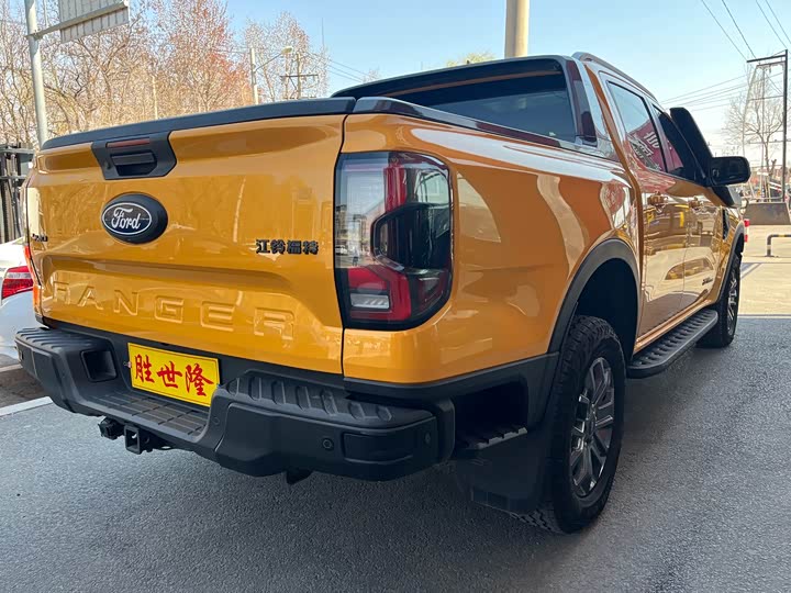 Ford Ranger 2023 2023款 野地四驱自动版 汽油