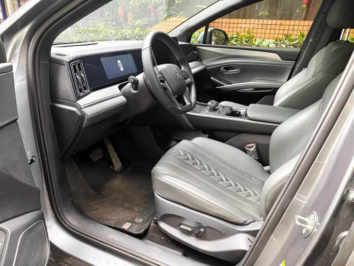 Фото 3 - BYD Song L DM-i Hybrid