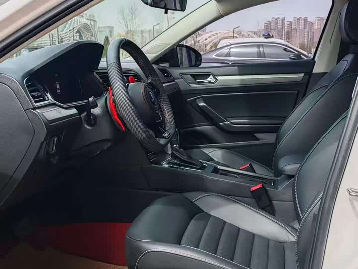Фото 6 - Volkswagen Lamando L