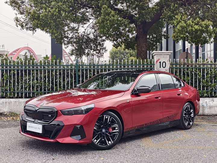 Zdjęcie 1 - BMW i5