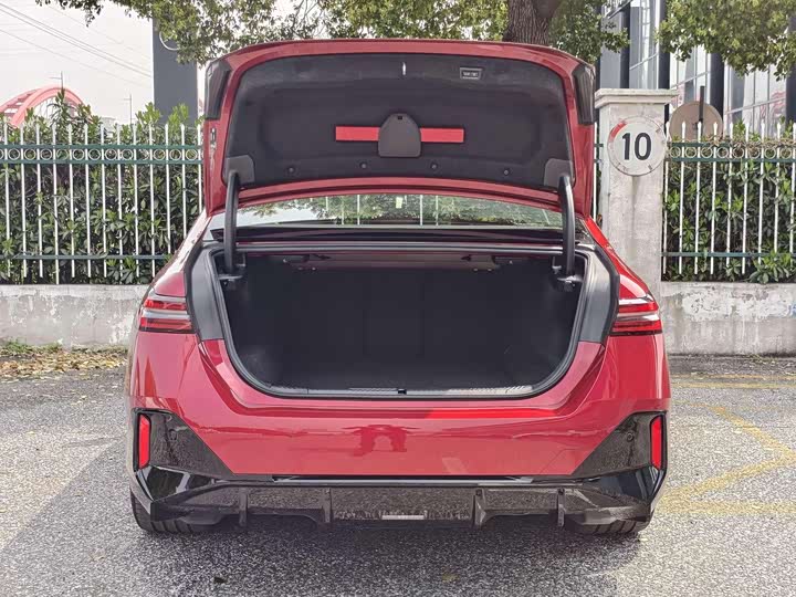 Zdjęcie 6 - BMW i5