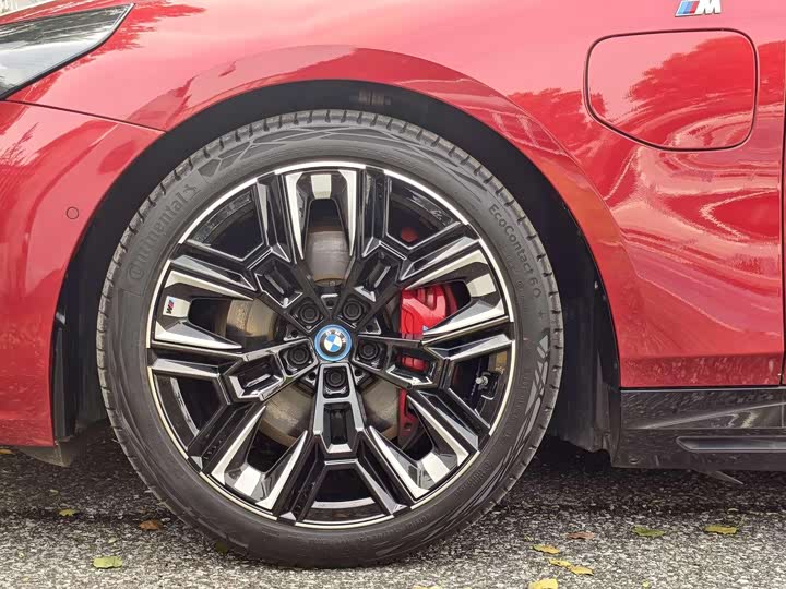 Zdjęcie 7 - BMW i5