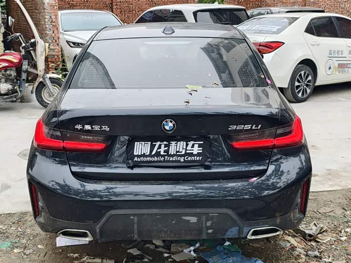 Фото 9 - BMW 3 Series