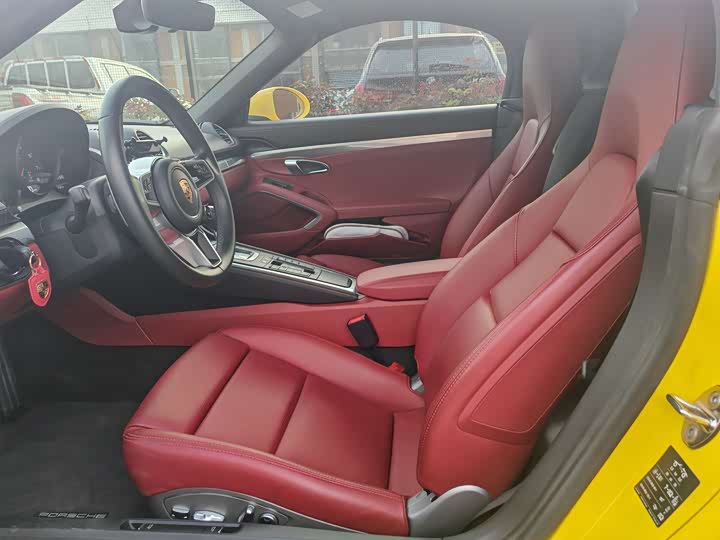 Zdjęcie 5 - Porsche 718