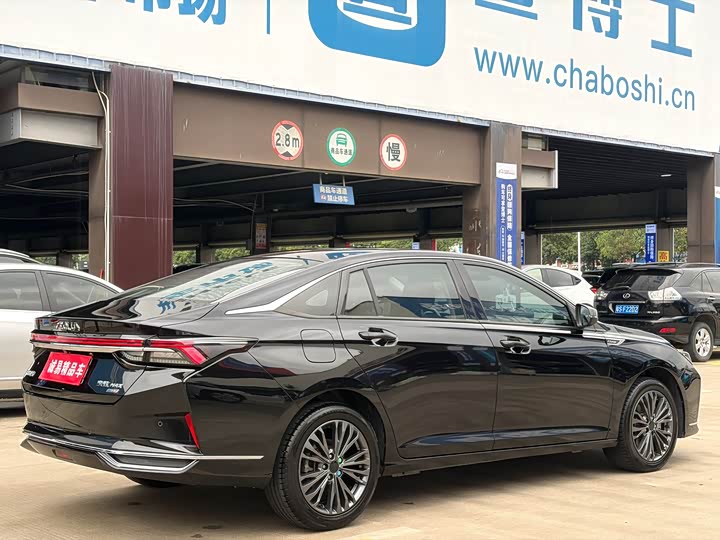 Dongfeng Aeolus Yixuan Max 2022 2022款 1.5T 超帅潮爸版