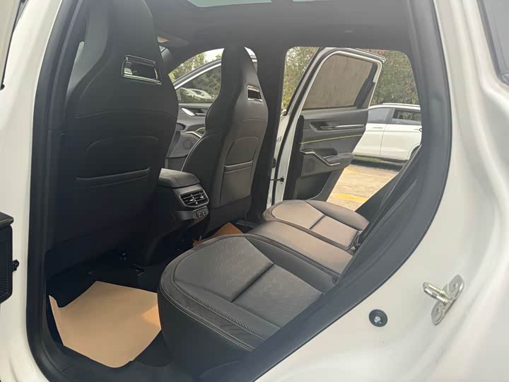 Haval H6S 2022 2022款 2.0T 两驱悦跑版