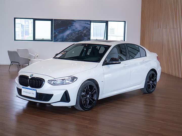 BMW 1 Series 2023 2023款 125i M运动曜夜版