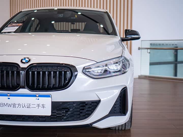 BMW 1 Series 2023 2023款 125i M运动曜夜版