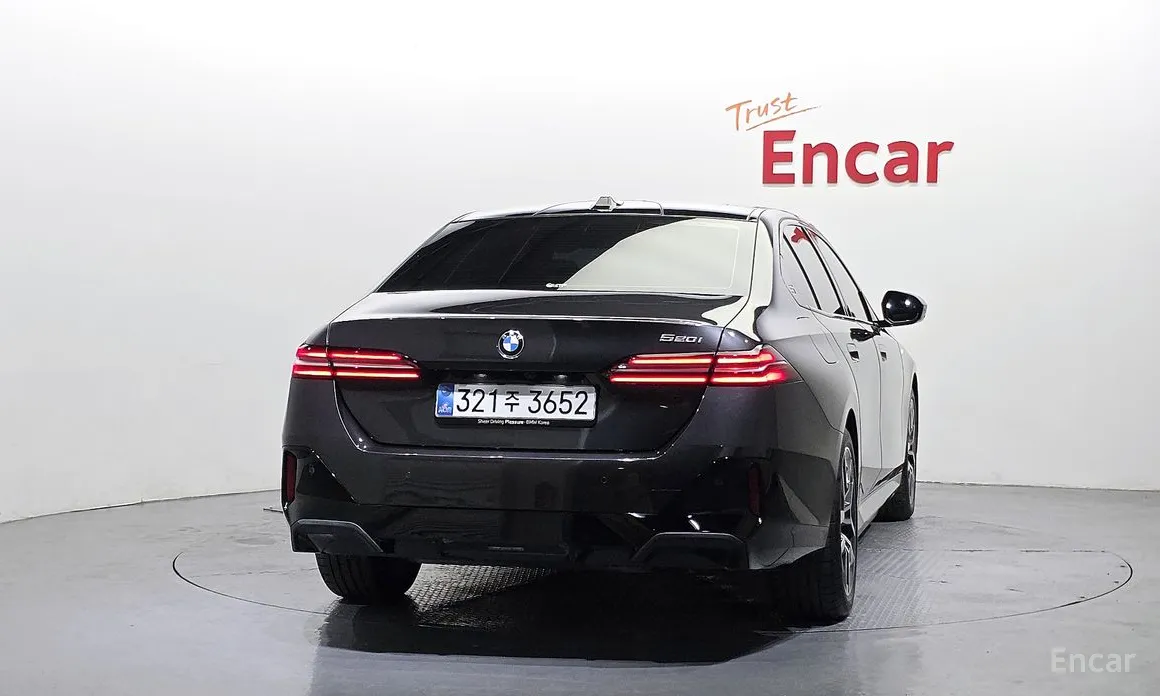 Фото 4 - BMW 5 Series