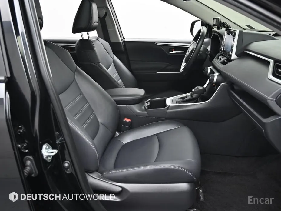 Toyota RAV4 2019 2.5 2WD Hybrid