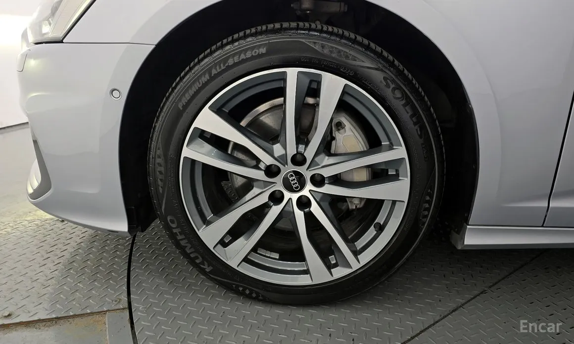 Audi A6 2019 45 TFSI Quattro Premium