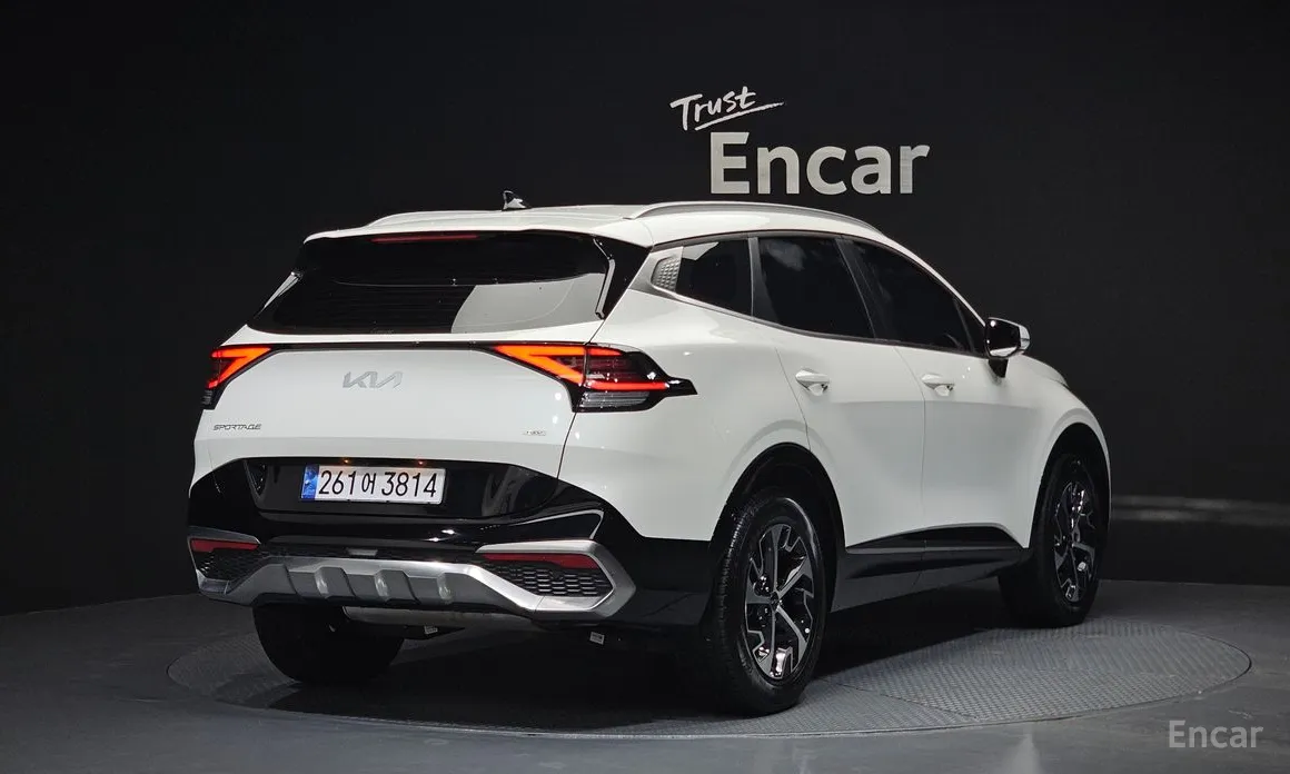 Фото 2 - Kia Sportage