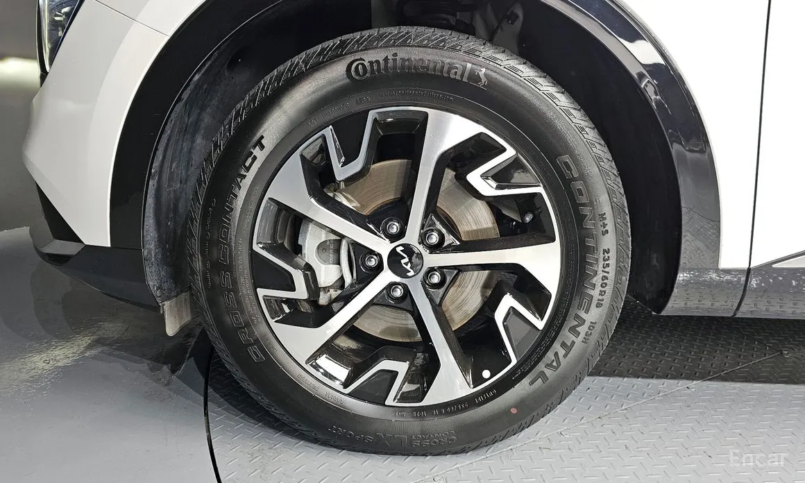Фото 5 - Kia Sportage