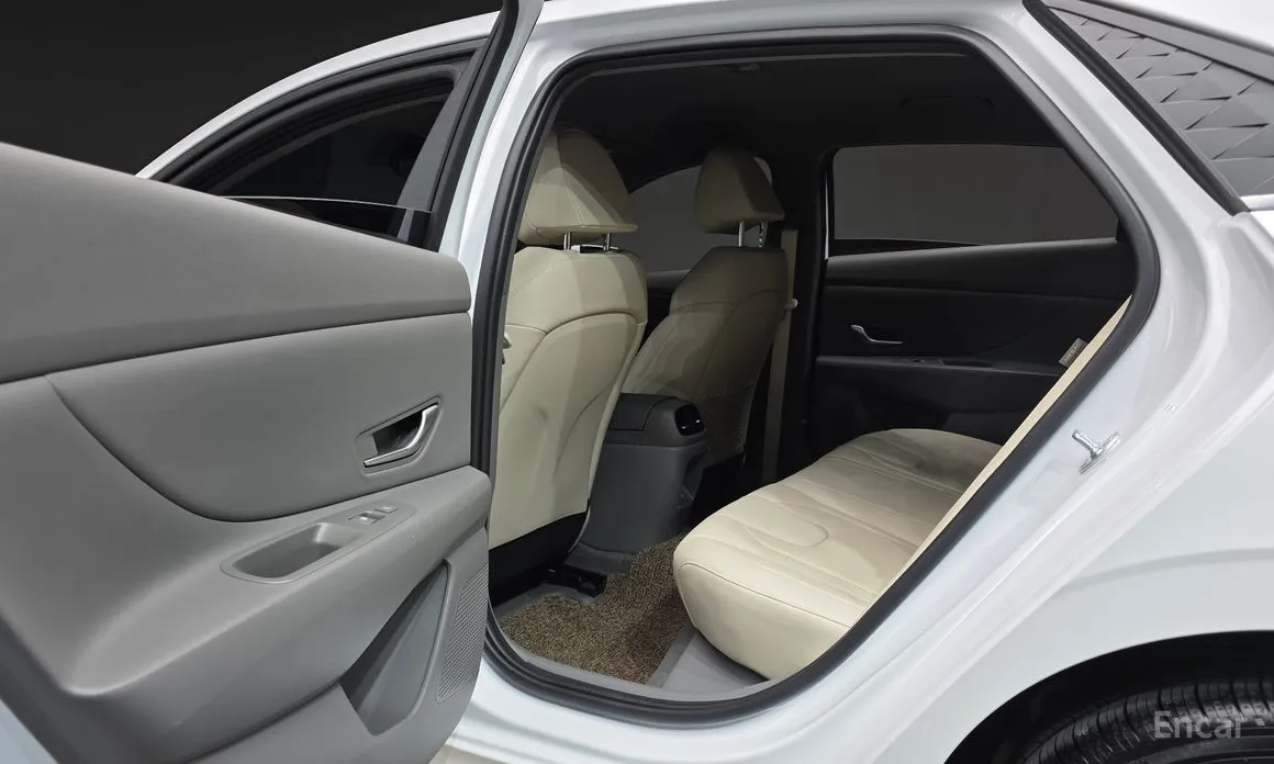 Hyundai Avante 2023 1.6