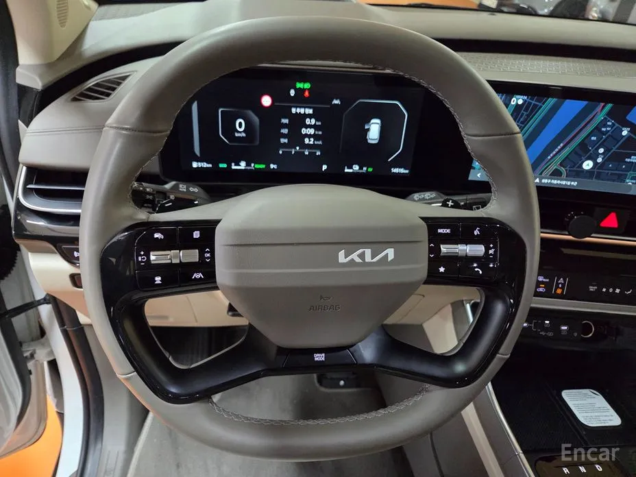 Kia Carnival 2023 HEV 9seater Signature