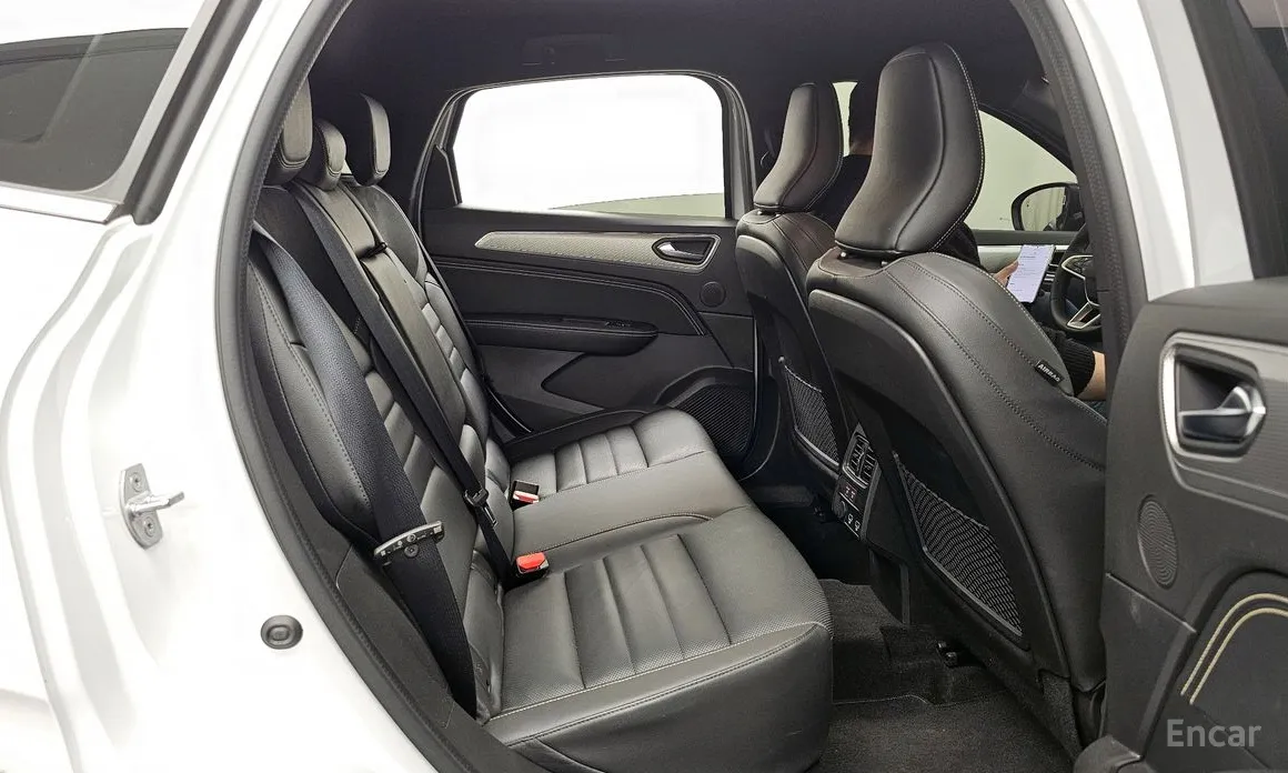 Renault Arkana 2024 1.6 E-TECH Iconic