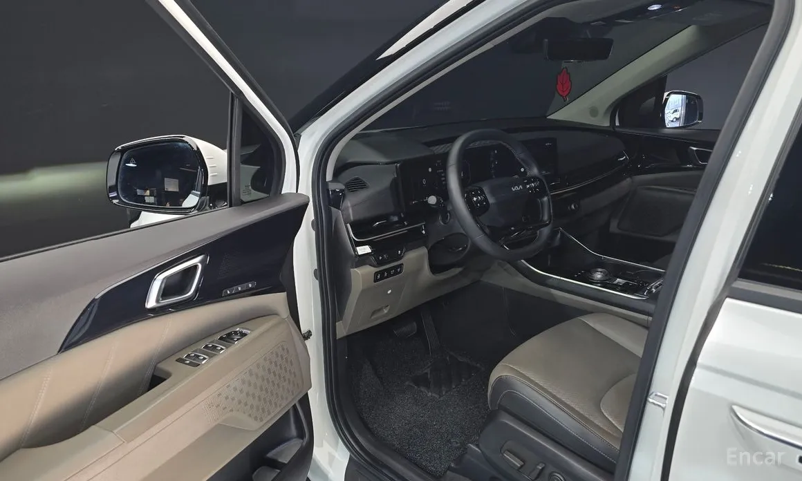 Zdjęcie 10 - Kia Carnival