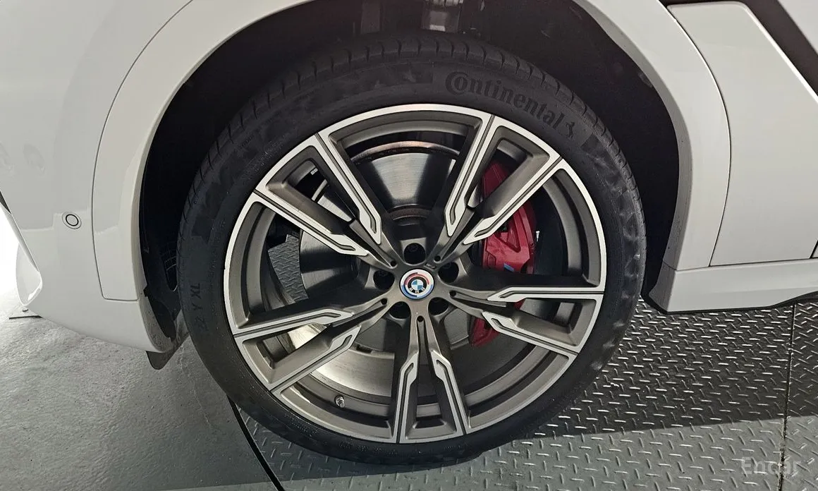2020 BMW X6